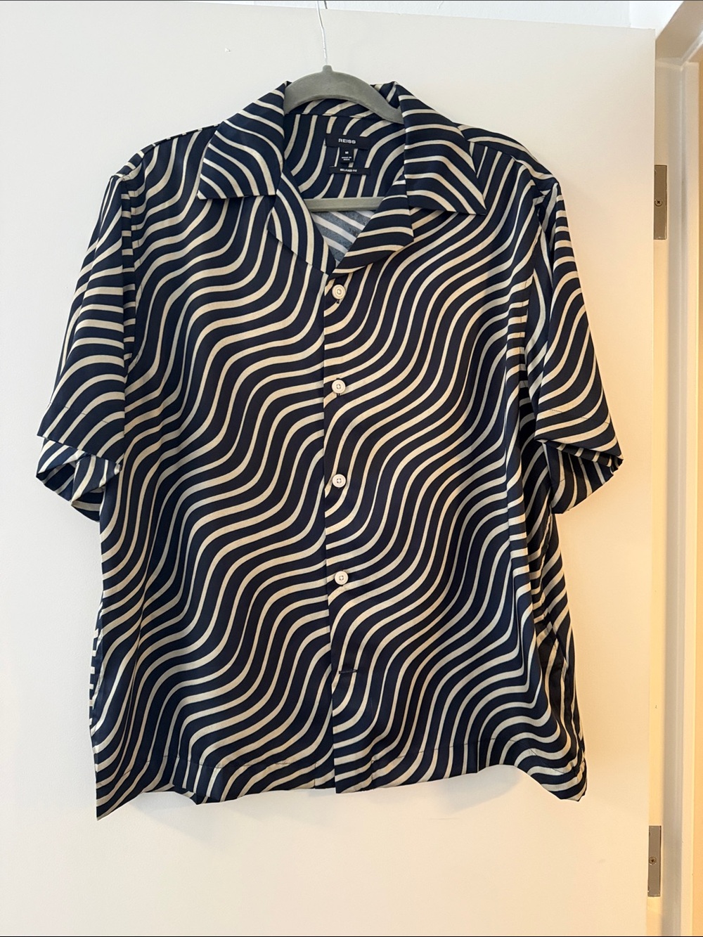 REISS Wavy Stripe Button-Up Shirt in Navy and Cream